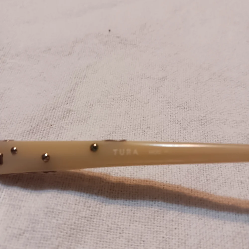 Tura Vtg MOD Pearlesence Frames Gold/ Crystal Accents